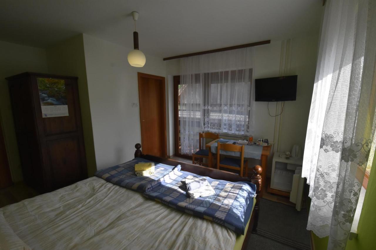 Guest House Znidar ボーヒニ エクステリア 写真