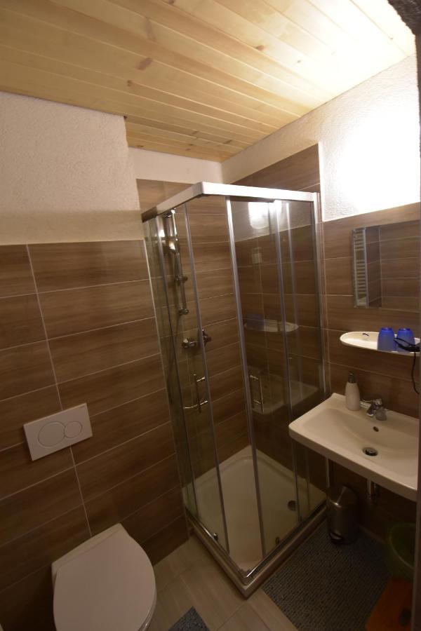 Guest House Znidar ボーヒニ エクステリア 写真