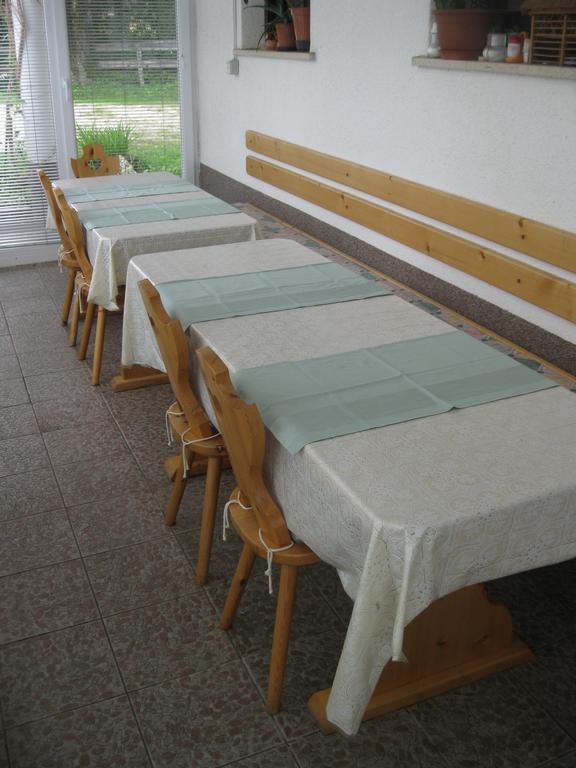 Guest House Znidar ボーヒニ エクステリア 写真