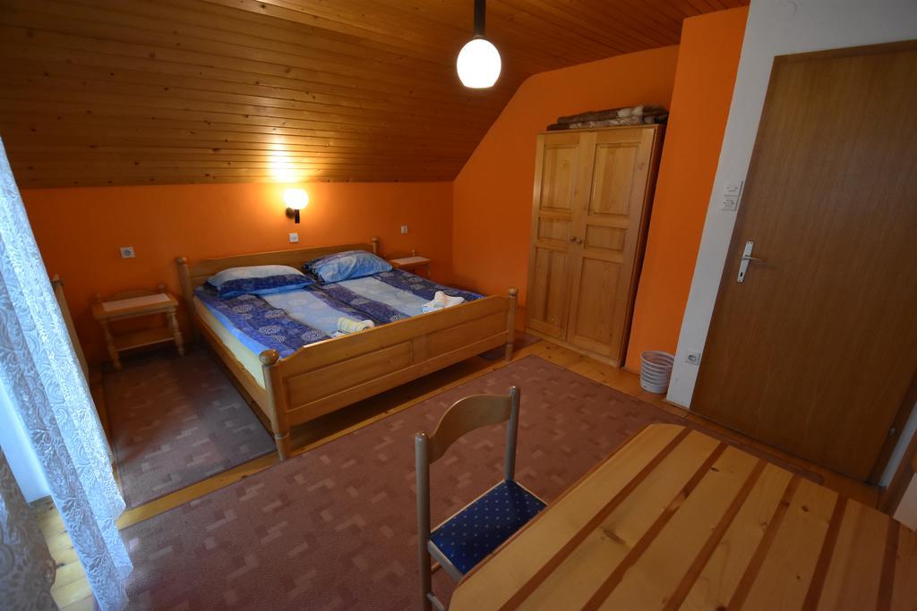Guest House Znidar ボーヒニ エクステリア 写真