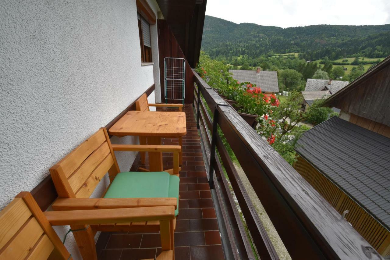 Guest House Znidar ボーヒニ エクステリア 写真